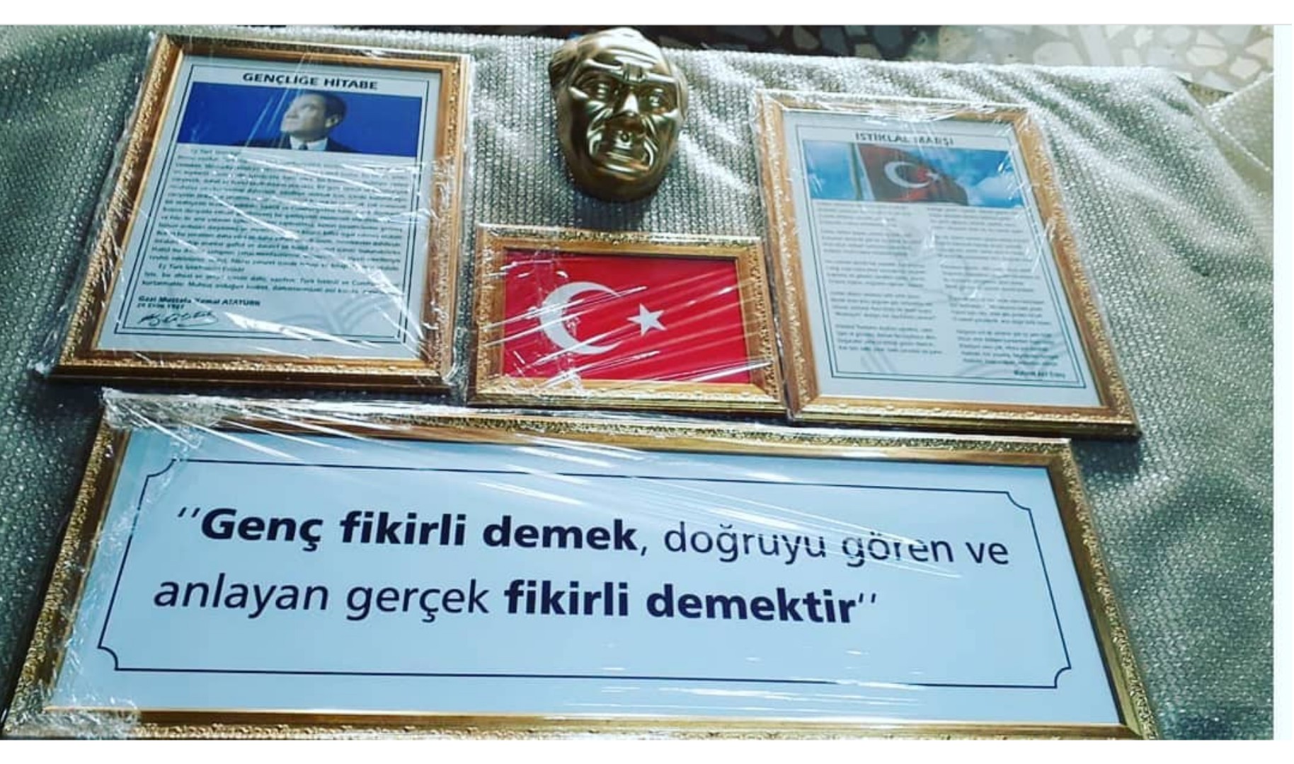 ATATÜRK KÖŞESİ TAKIMI